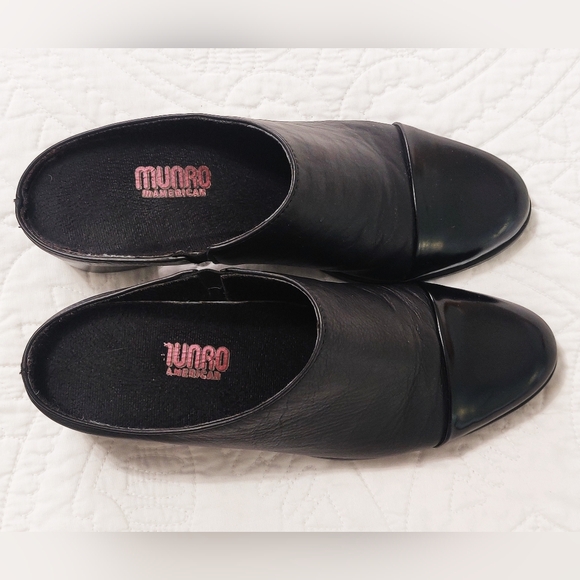 Munro black leather mules. - Picture 3 of 12